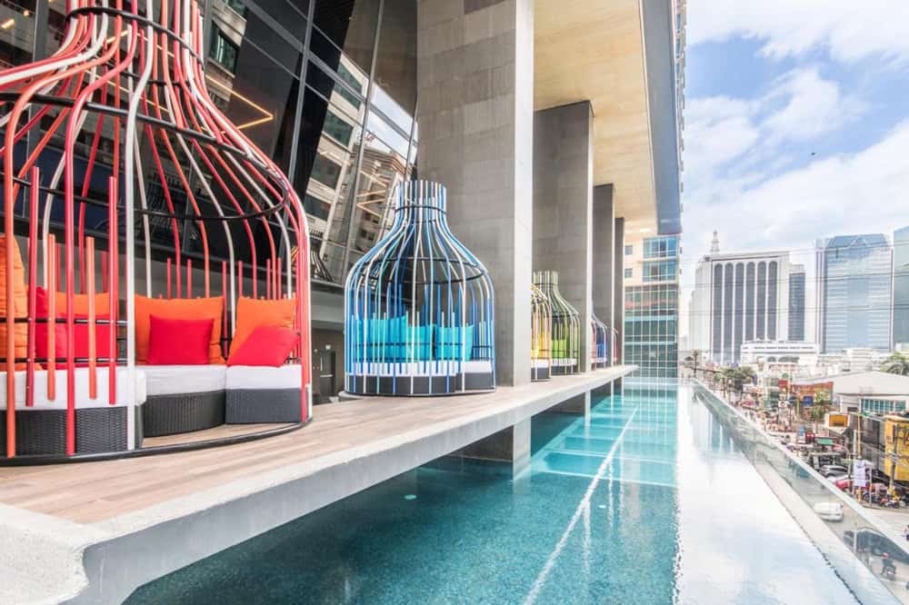 I'M Hotel piscina Manila
