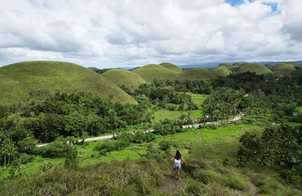 chocolate hills en el itinerario de 15 días por filipinas