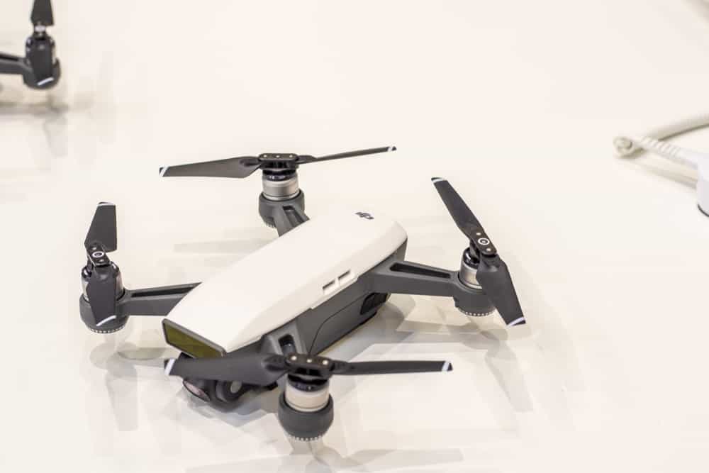 DJI Spark drone plegable y barato ideal para viajar