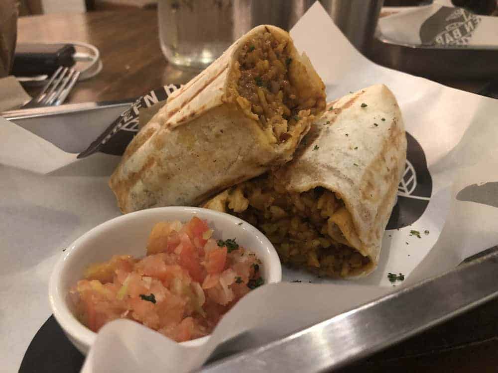 mejor restaurante vegano en Manila: Green Bar