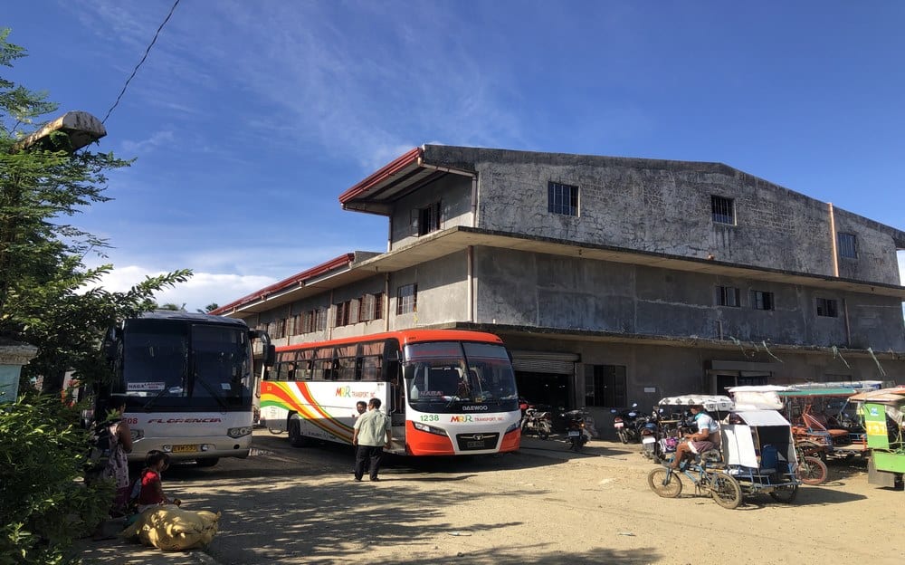 cómo ir Legazpi Filipinas bus