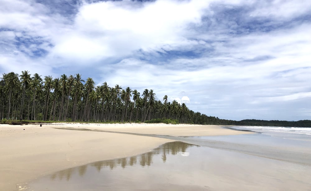 Tagpis Beach San Vicente qué hacer